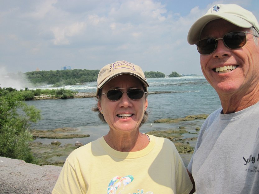 151-Horseshoe Falls in left background.jpg